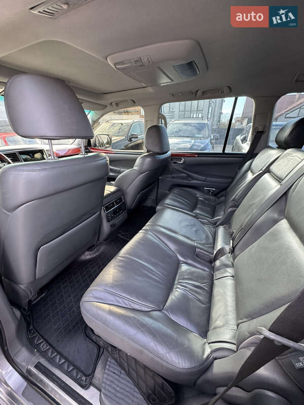Позашляховик / Кросовер Lexus LX 2008 в Івано-Франківську