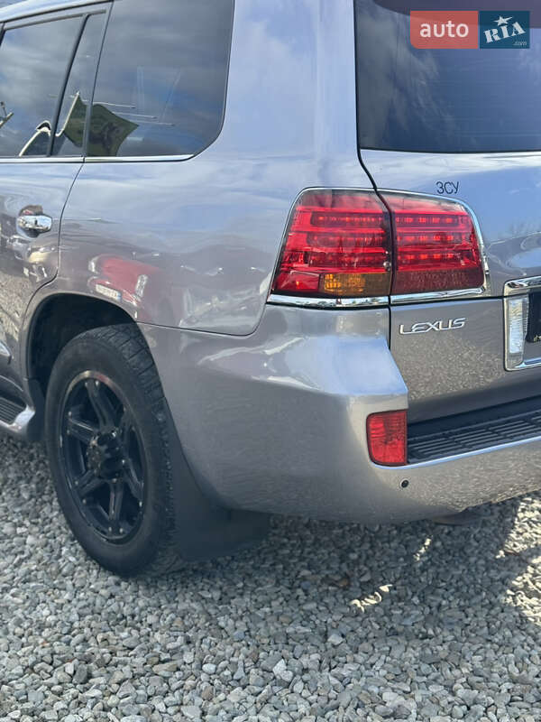 Позашляховик / Кросовер Lexus LX 2008 в Івано-Франківську