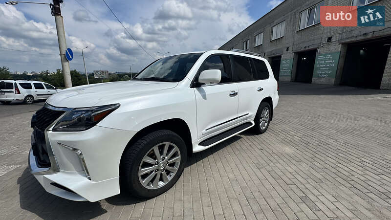 Внедорожник / Кроссовер Lexus LX 2010 в Киеве