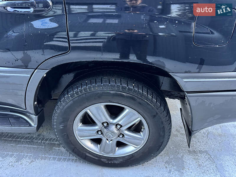 Внедорожник / Кроссовер Lexus LX 2004 в Яремче фото 15 Внедорожник / Кроссовер Lexus LX 2004 в Яремче