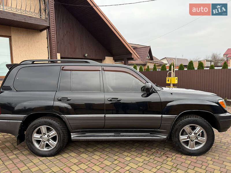 Позашляховик / Кросовер Lexus LX 2006 в Борзні