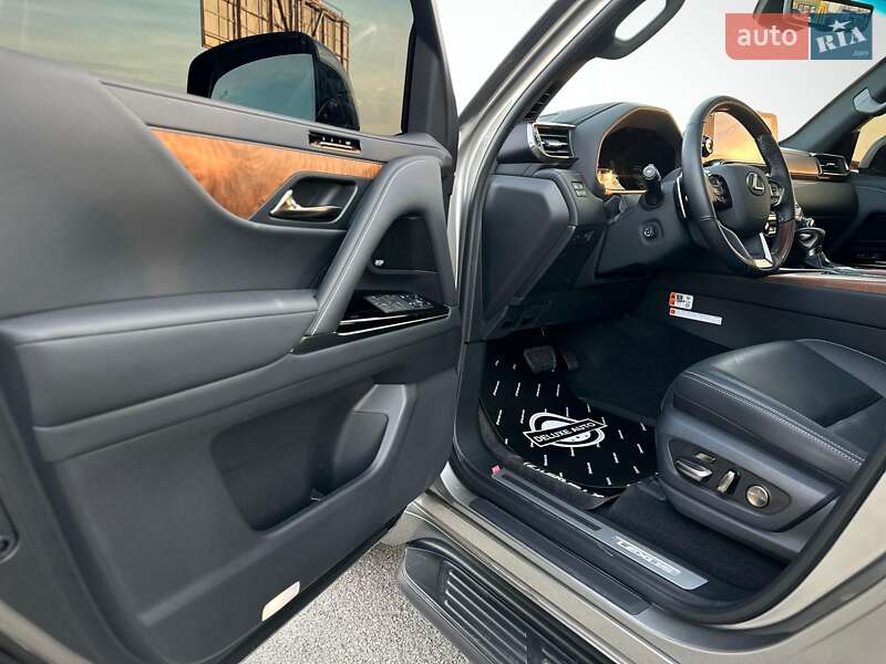Внедорожник / Кроссовер Lexus LX 2025 в Киеве фото 10 Внедорожник / Кроссовер Lexus LX 2025 в Киеве