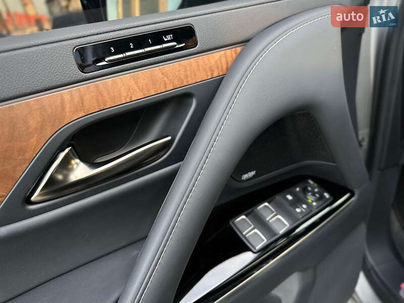 Внедорожник / Кроссовер Lexus LX 2025 в Киеве фото 15 Внедорожник / Кроссовер Lexus LX 2025 в Киеве