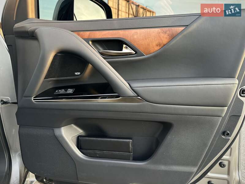 Внедорожник / Кроссовер Lexus LX 2025 в Киеве фото 30 Внедорожник / Кроссовер Lexus LX 2025 в Киеве