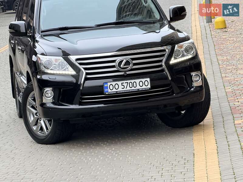 Позашляховик / Кросовер Lexus LX 2014 в Одесі фото 111 Позашляховик / Кросовер Lexus LX 2014 в Одесі