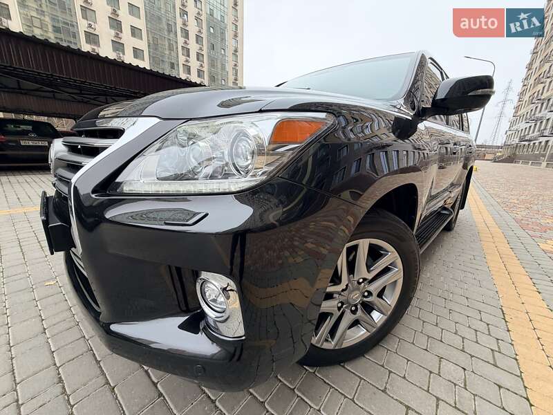 Позашляховик / Кросовер Lexus LX 2014 в Одесі фото 154 Позашляховик / Кросовер Lexus LX 2014 в Одесі