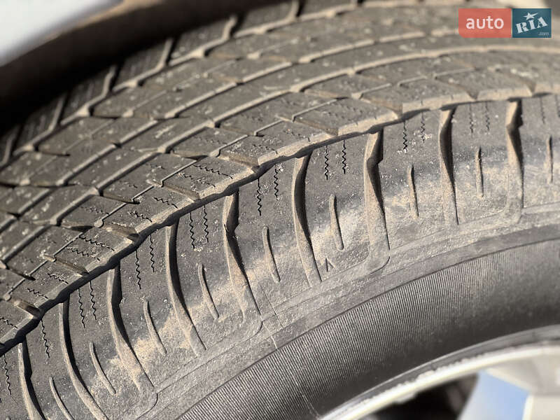 Позашляховик / Кросовер Lexus LX 1999 в Дніпрі фото 20 Позашляховик / Кросовер Lexus LX 1999 в Дніпрі