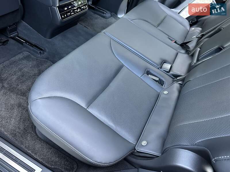 Позашляховик / Кросовер Lexus LX 2022 в Києві