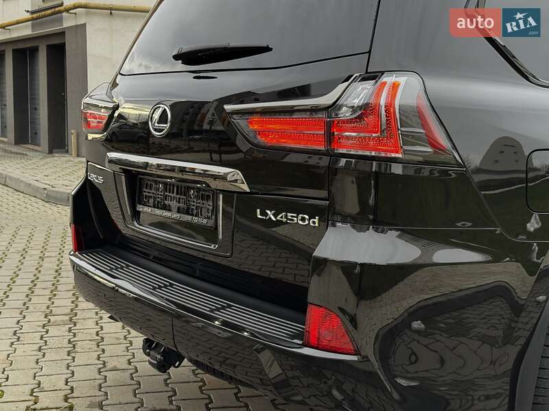 Позашляховик / Кросовер Lexus LX 2020 в Івано-Франківську