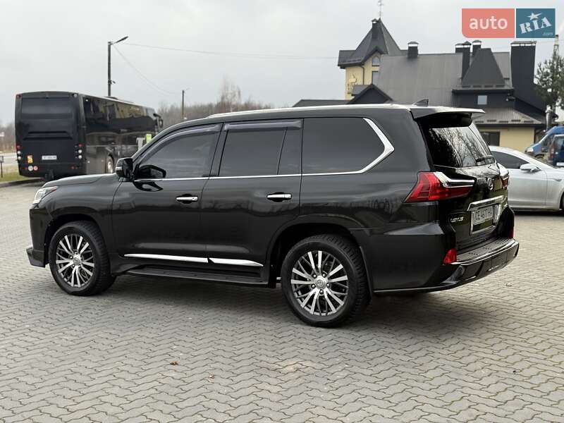Внедорожник / Кроссовер Lexus LX 2017 в Ивано-Франковске фото 15 Внедорожник / Кроссовер Lexus LX 2017 в Ивано-Франковске