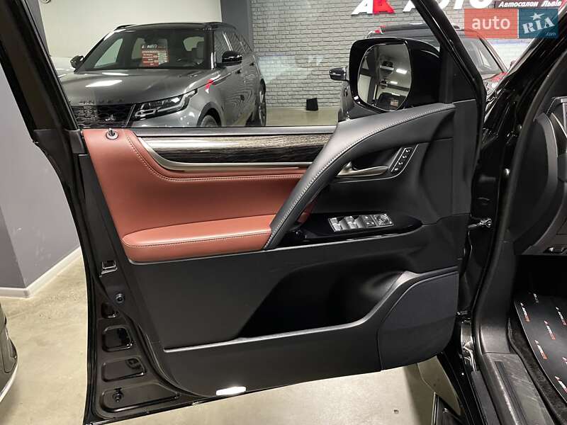 Внедорожник / Кроссовер Lexus LX 2018 в Львове