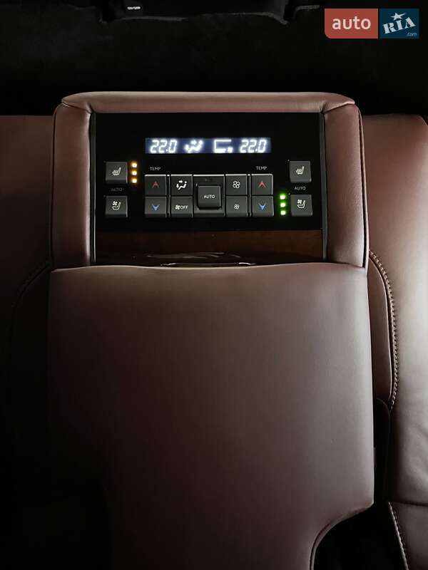 Внедорожник / Кроссовер Lexus LX 2018 в Львове