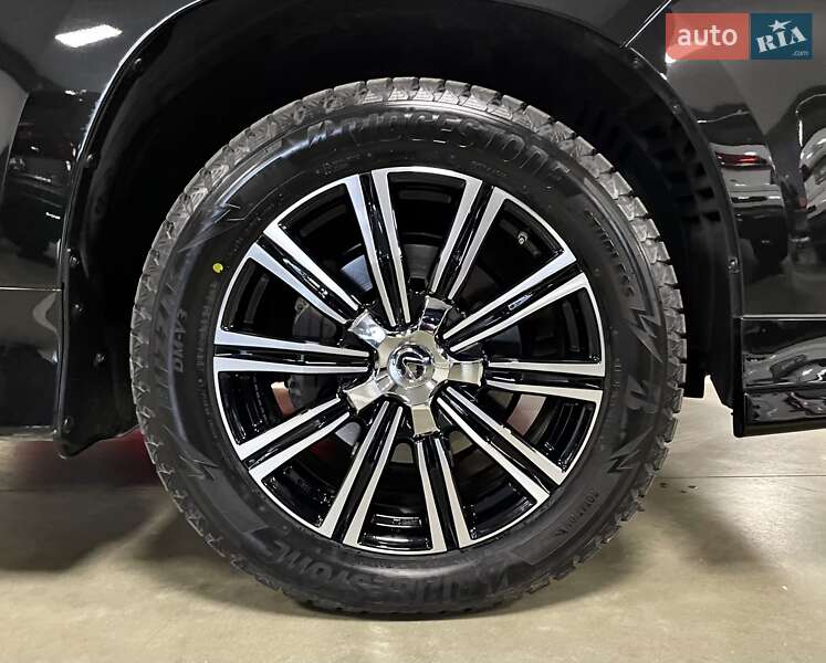 Внедорожник / Кроссовер Lexus LX 2018 в Львове