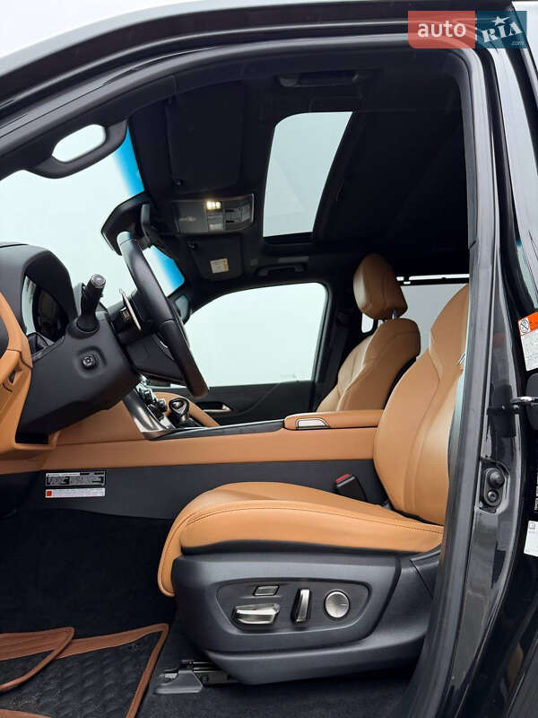 Внедорожник / Кроссовер Lexus LX 2023 в Киеве
