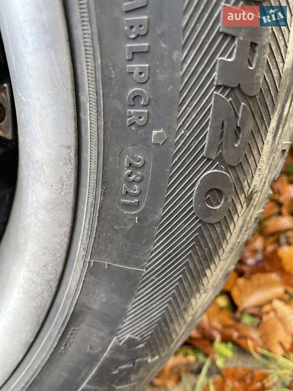 Позашляховик / Кросовер Lexus LX 2004 в Косові