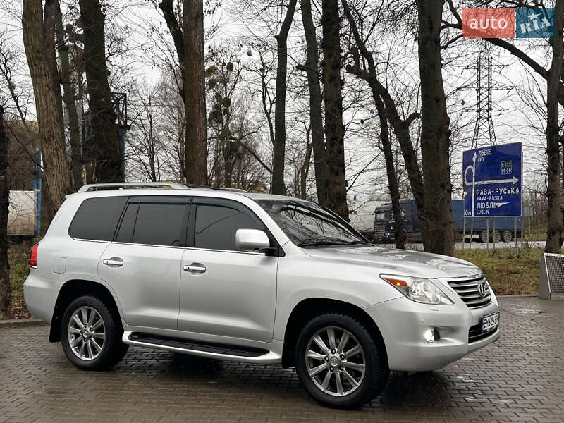 Внедорожник / Кроссовер Lexus LX 2008 в Львове