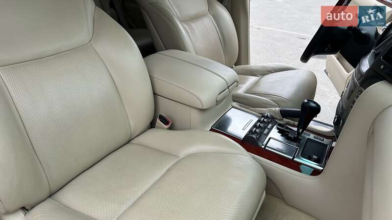 Позашляховик / Кросовер Lexus LX 2008 в Івано-Франківську