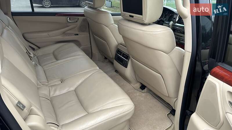 Позашляховик / Кросовер Lexus LX 2008 в Івано-Франківську