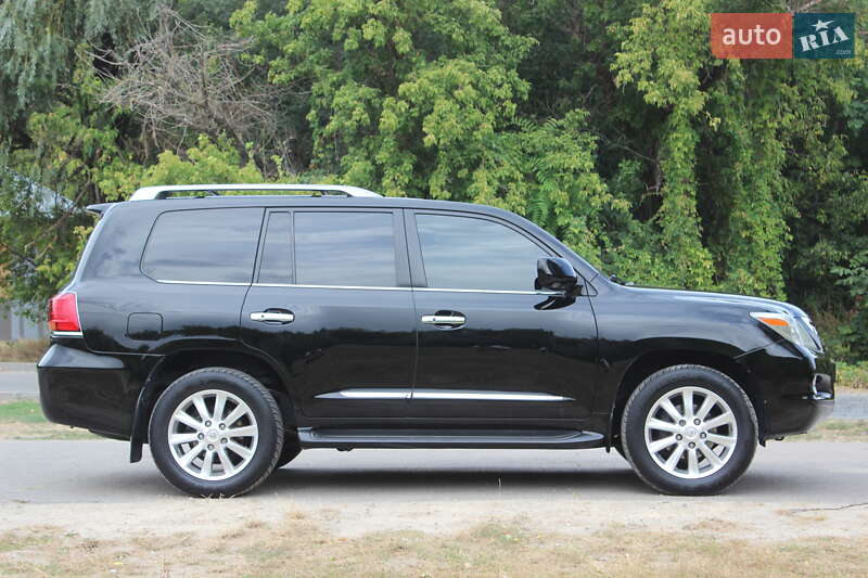 Внедорожник / Кроссовер Lexus LX 2010 в Днепре
