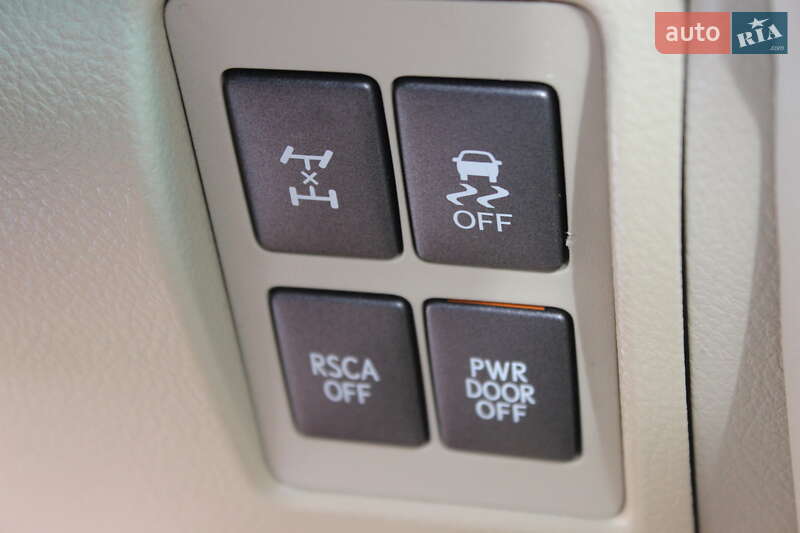 Внедорожник / Кроссовер Lexus LX 2010 в Днепре