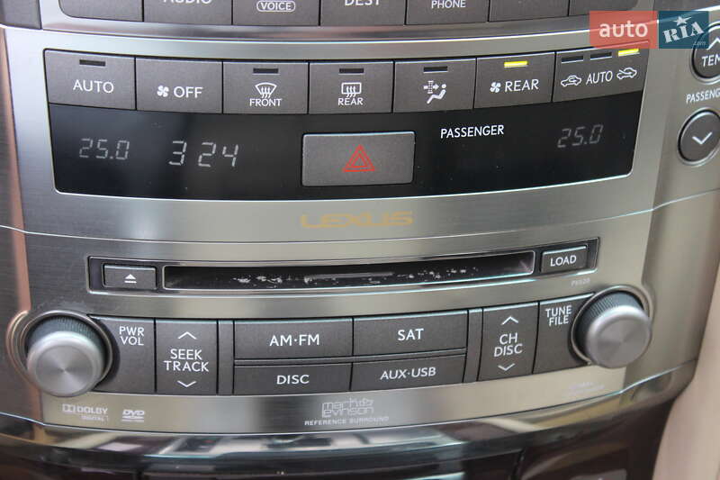 Внедорожник / Кроссовер Lexus LX 2010 в Днепре