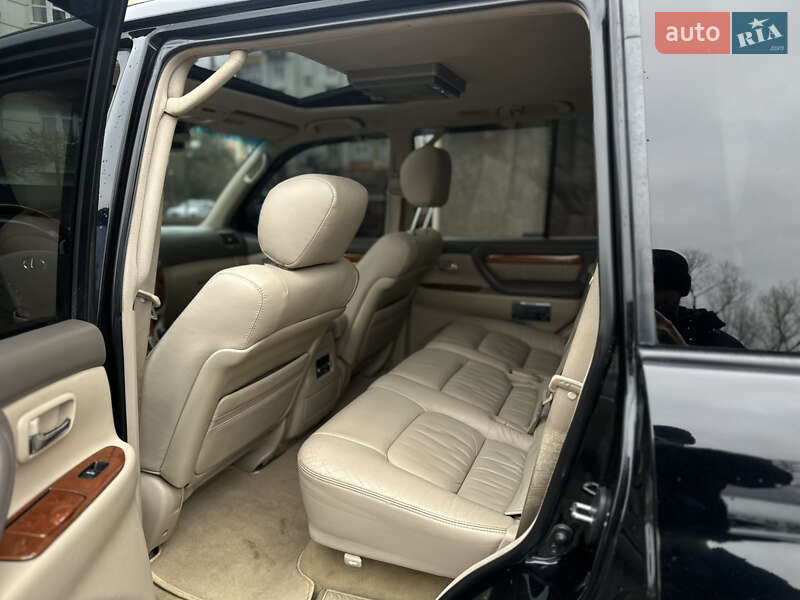 Внедорожник / Кроссовер Lexus LX 2004 в Ивано-Франковске