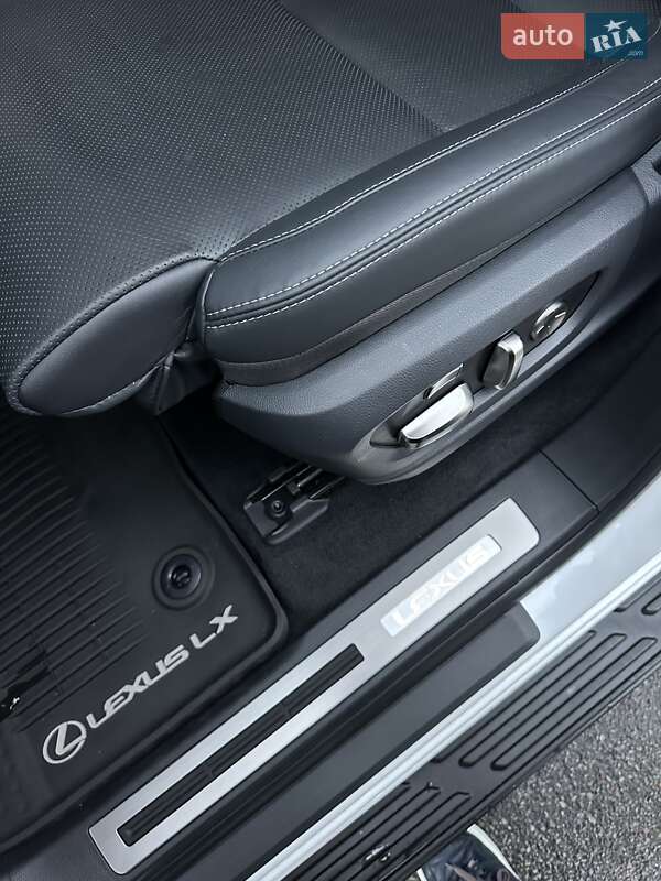 Внедорожник / Кроссовер Lexus LX 2022 в Киеве фото 65 Внедорожник / Кроссовер Lexus LX 2022 в Киеве