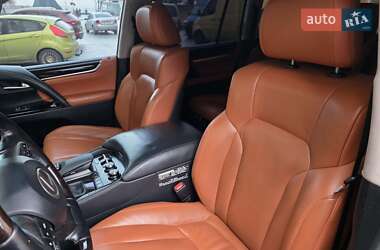 Внедорожник / Кроссовер Lexus LX 2015 в Коростышеве