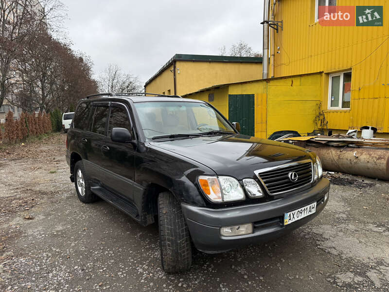 Внедорожник / Кроссовер Lexus LX 1999 в Харькове
