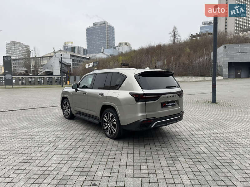 Внедорожник / Кроссовер Lexus LX 2022 в Киеве