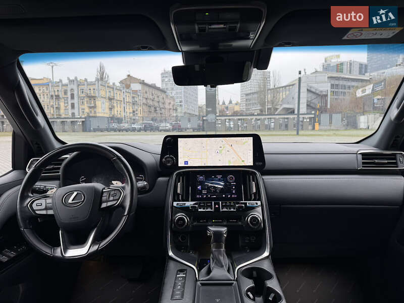Внедорожник / Кроссовер Lexus LX 2022 в Киеве