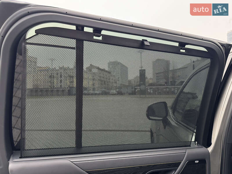 Внедорожник / Кроссовер Lexus LX 2022 в Киеве