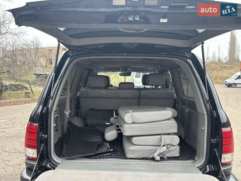 Внедорожник / Кроссовер Lexus LX 2007 в Ровно