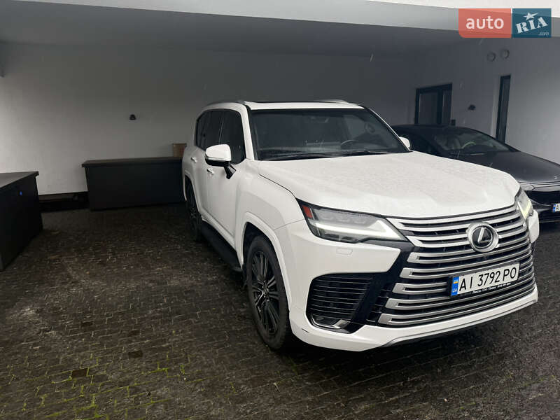 Внедорожник / Кроссовер Lexus LX 2022 в Киеве