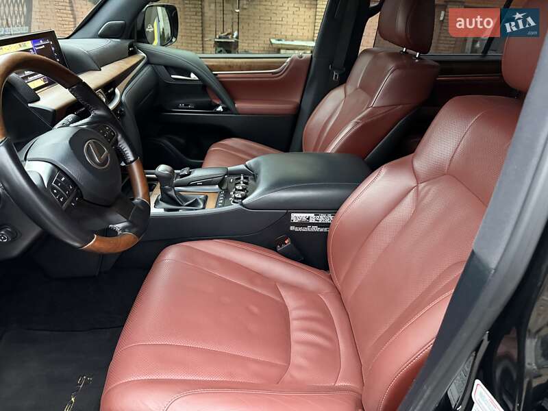 Внедорожник / Кроссовер Lexus LX 2019 в Виннице