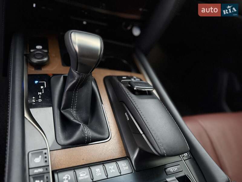 Внедорожник / Кроссовер Lexus LX 2019 в Виннице