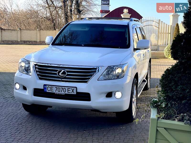 Внедорожник / Кроссовер Lexus LX 2008 в Черновцах