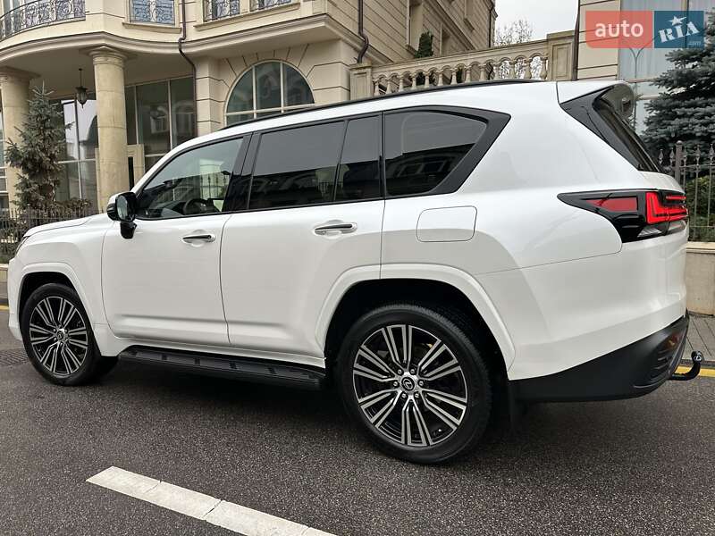 Внедорожник / Кроссовер Lexus LX 2022 в Киеве