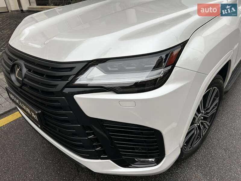 Внедорожник / Кроссовер Lexus LX 2022 в Киеве