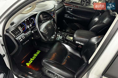 Внедорожник / Кроссовер Lexus LX 2010 в Одессе