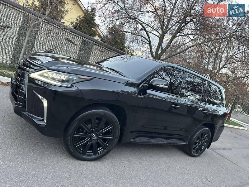 Внедорожник / Кроссовер Lexus LX 2018 в Днепре фото 3 Внедорожник / Кроссовер Lexus LX 2018 в Днепре