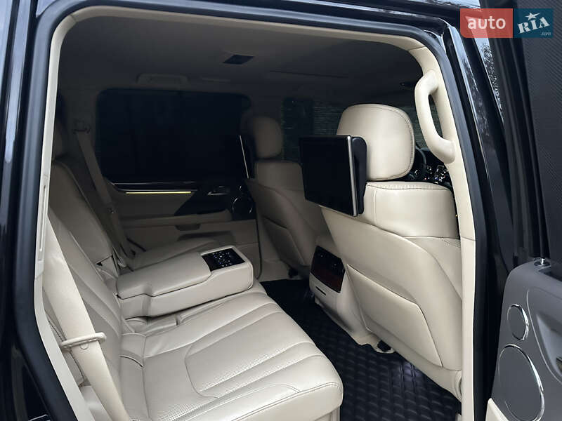 Внедорожник / Кроссовер Lexus LX 2018 в Днепре фото 61 Внедорожник / Кроссовер Lexus LX 2018 в Днепре