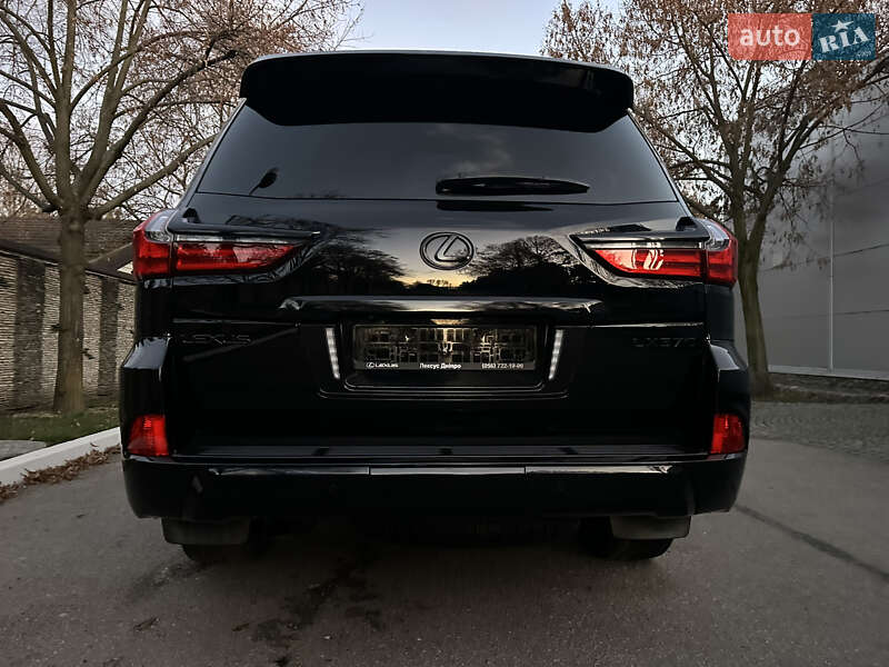 Внедорожник / Кроссовер Lexus LX 2018 в Днепре фото 97 Внедорожник / Кроссовер Lexus LX 2018 в Днепре