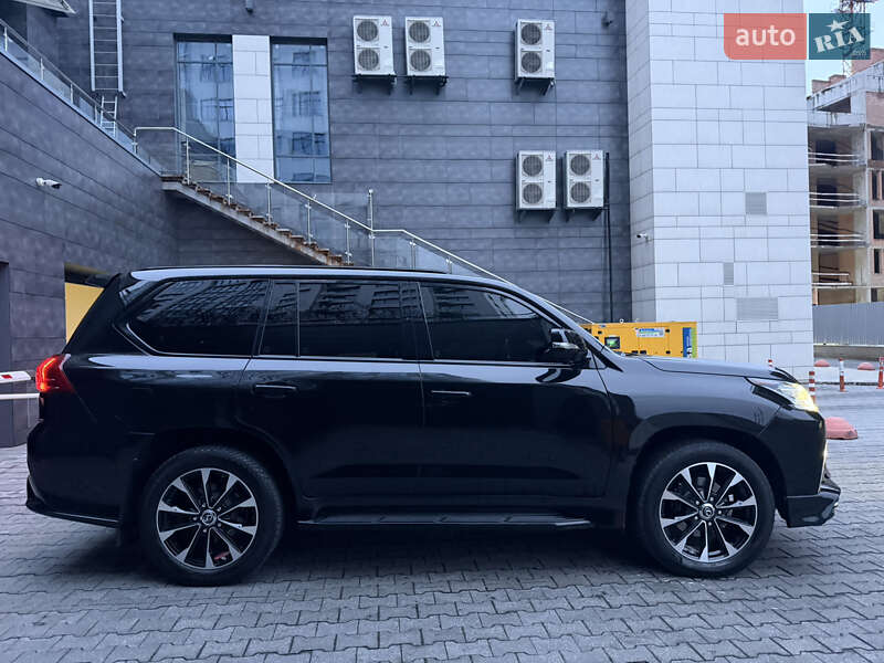 Внедорожник / Кроссовер Lexus LX 2017 в Киеве фото 24 Внедорожник / Кроссовер Lexus LX 2017 в Киеве