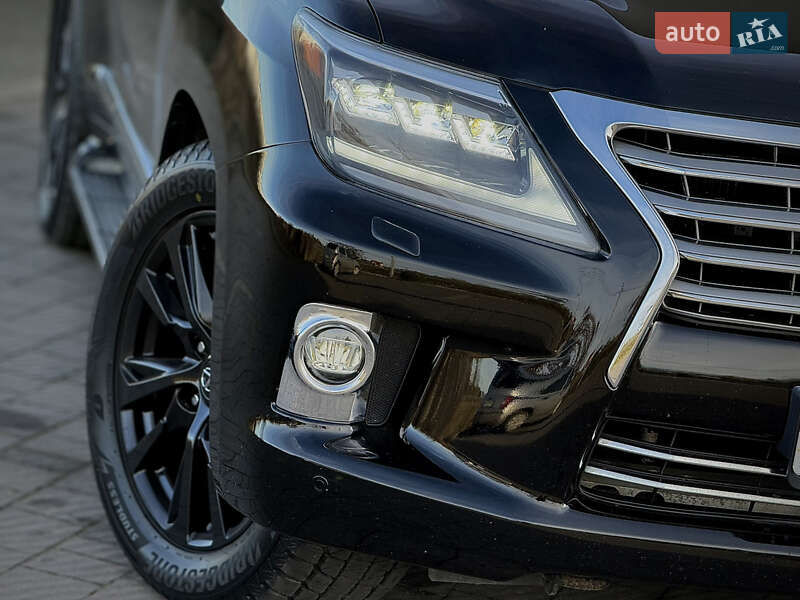 Внедорожник / Кроссовер Lexus LX 2008 в Стрые