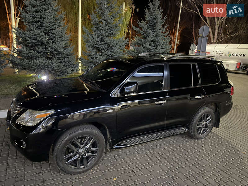 Внедорожник / Кроссовер Lexus LX 2008 в Одессе