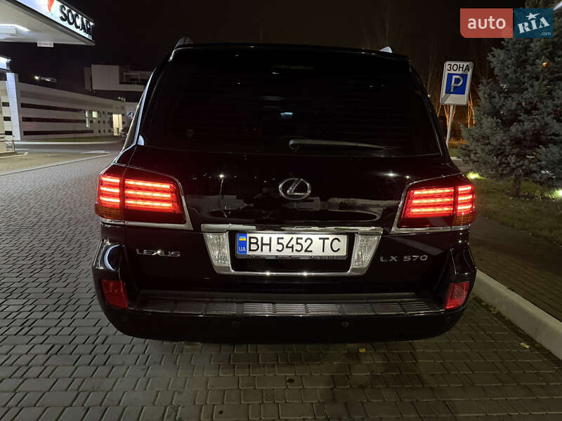 Внедорожник / Кроссовер Lexus LX 2008 в Одессе