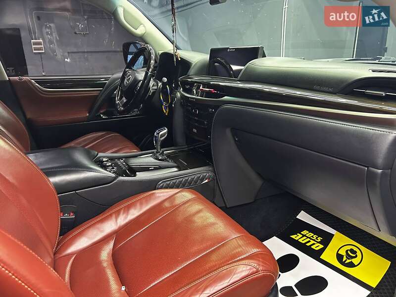 Внедорожник / Кроссовер Lexus LX 2017 в Черновцах фото 15 Внедорожник / Кроссовер Lexus LX 2017 в Черновцах