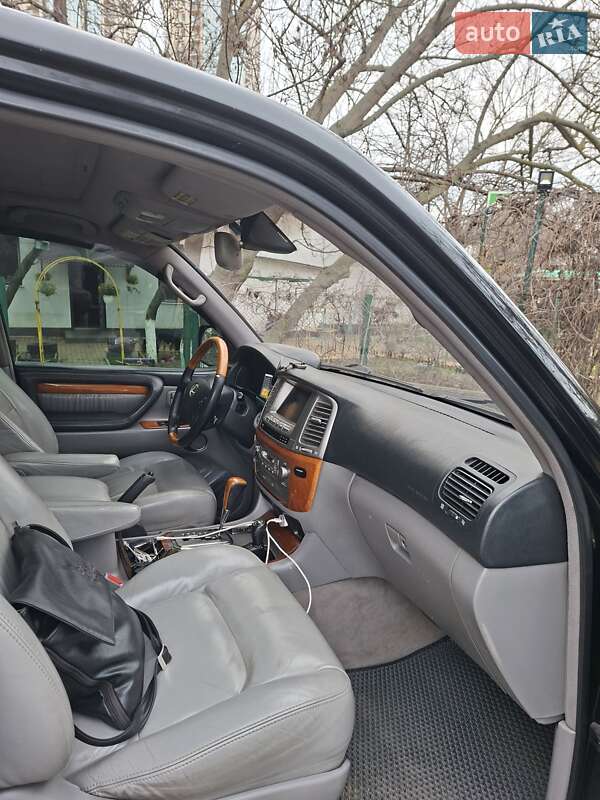 Внедорожник / Кроссовер Lexus LX 2005 в Одессе фото 12 Внедорожник / Кроссовер Lexus LX 2005 в Одессе