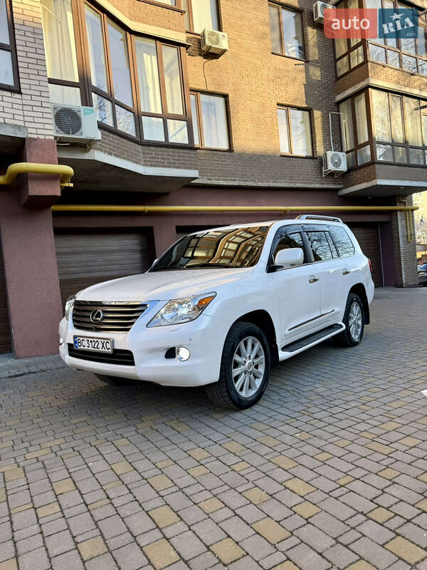Внедорожник / Кроссовер Lexus LX 2008 в Виннице